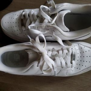 Nike Air Force 1 Womens Size 9.5